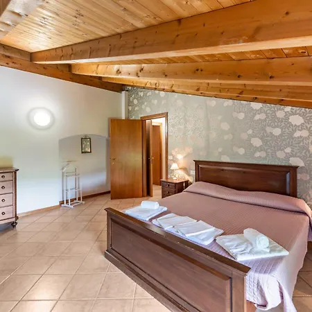 Colombare Teboi Trilo