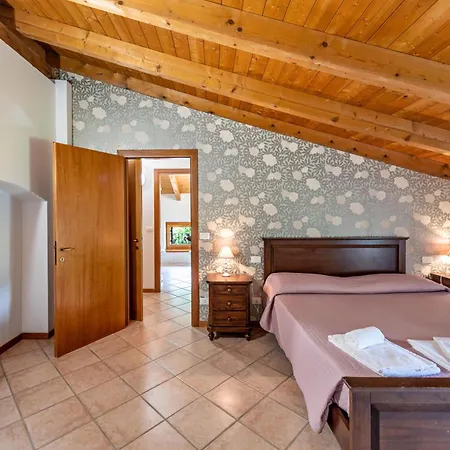 Appartement Colombare Teboi Trilo *